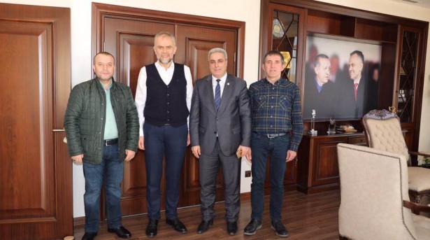 Çekmeköy Belediye Başkanı Sn. Ahmet POYRAZ görüşmelerimizi sağladık.