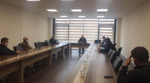 Ümraniye Belediyesi’nde;Komisyon Başkanlığı’nı,Başk.Yard.Mesut Özdemir Bey’in yaptığı toplantıya komisyon üyeleri olarak Odamızı temsilen katılım sağladık