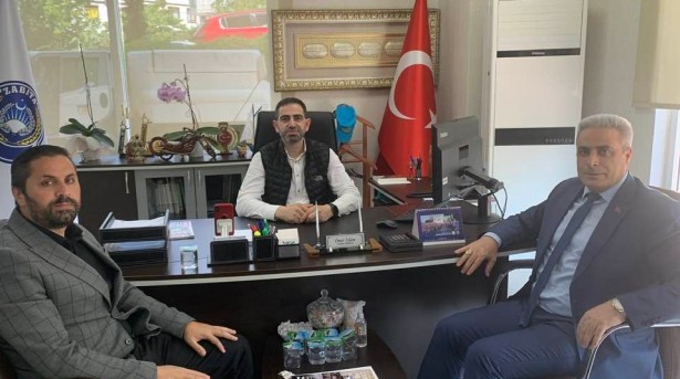 Çekmeköy Belediyesi Zabıta Müdürlüğü görevine getirilen Ömer İslam kardeşimize hayırlı olsun ziyaretinde bulunduk..