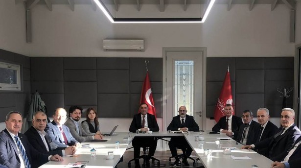İ.B.B.Başkan Danışmanı Mehmet Çakılcıoğlu koordinasyonunda gerçekleşen,Pazarcı esnaflarımızın sorun ve taleplerinin ele alındığı “İstişare ve Değerlendirme Toplantısı”na katıldık.